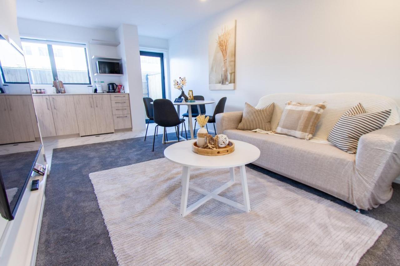 Stylish 2-Bedroom Haven Next To Hagley Park Крайстчърч Екстериор снимка