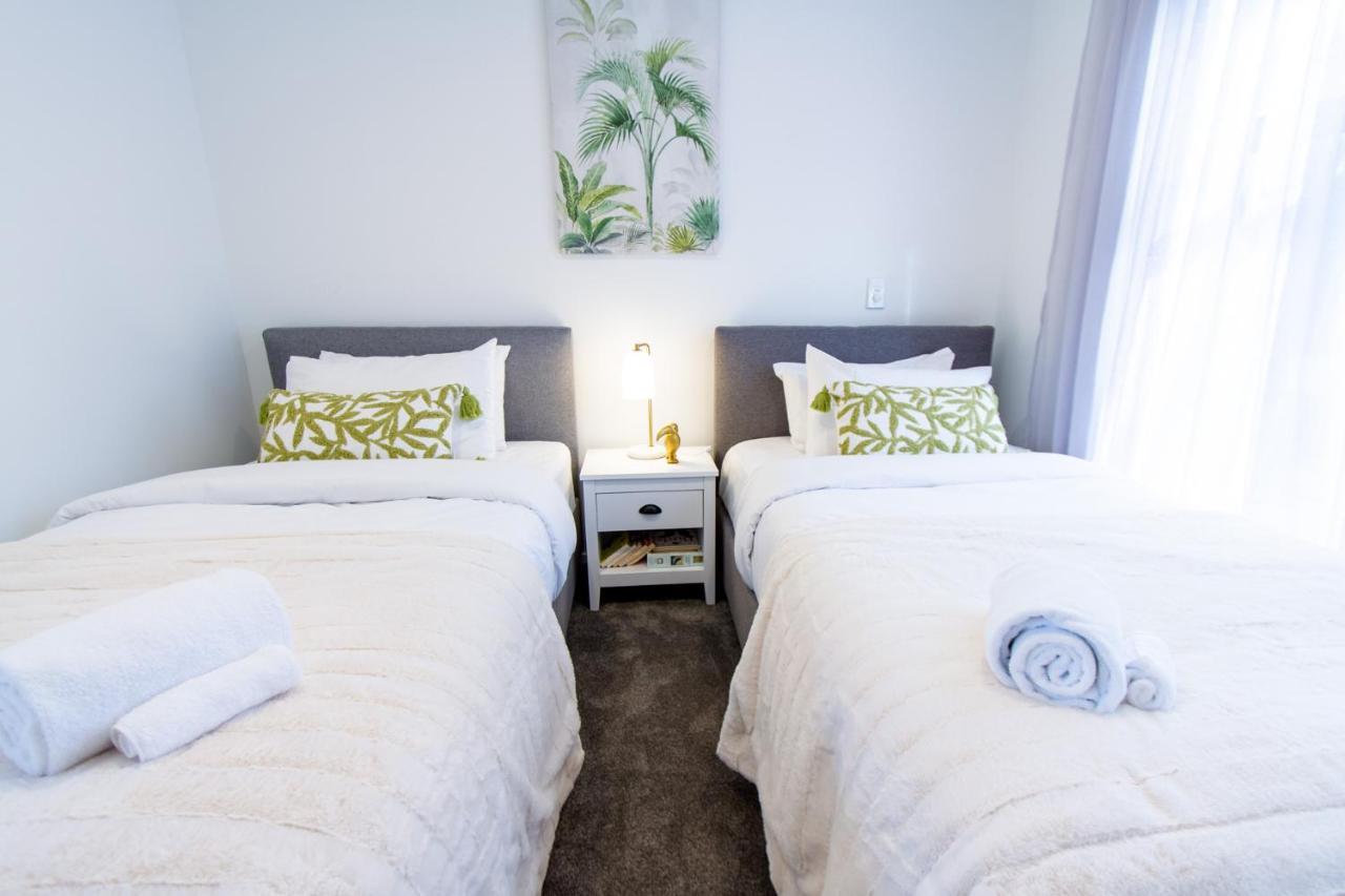 Stylish 2-Bedroom Haven Next To Hagley Park Крайстчърч Екстериор снимка